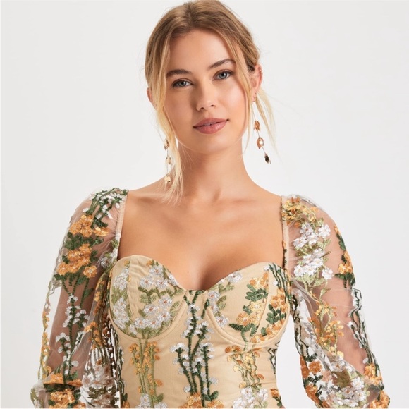 Lulus Tops - Elegant Floral Embroidered Dress